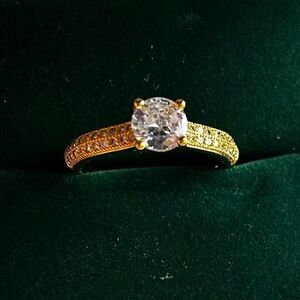 Elegant Gold and Silver Ring